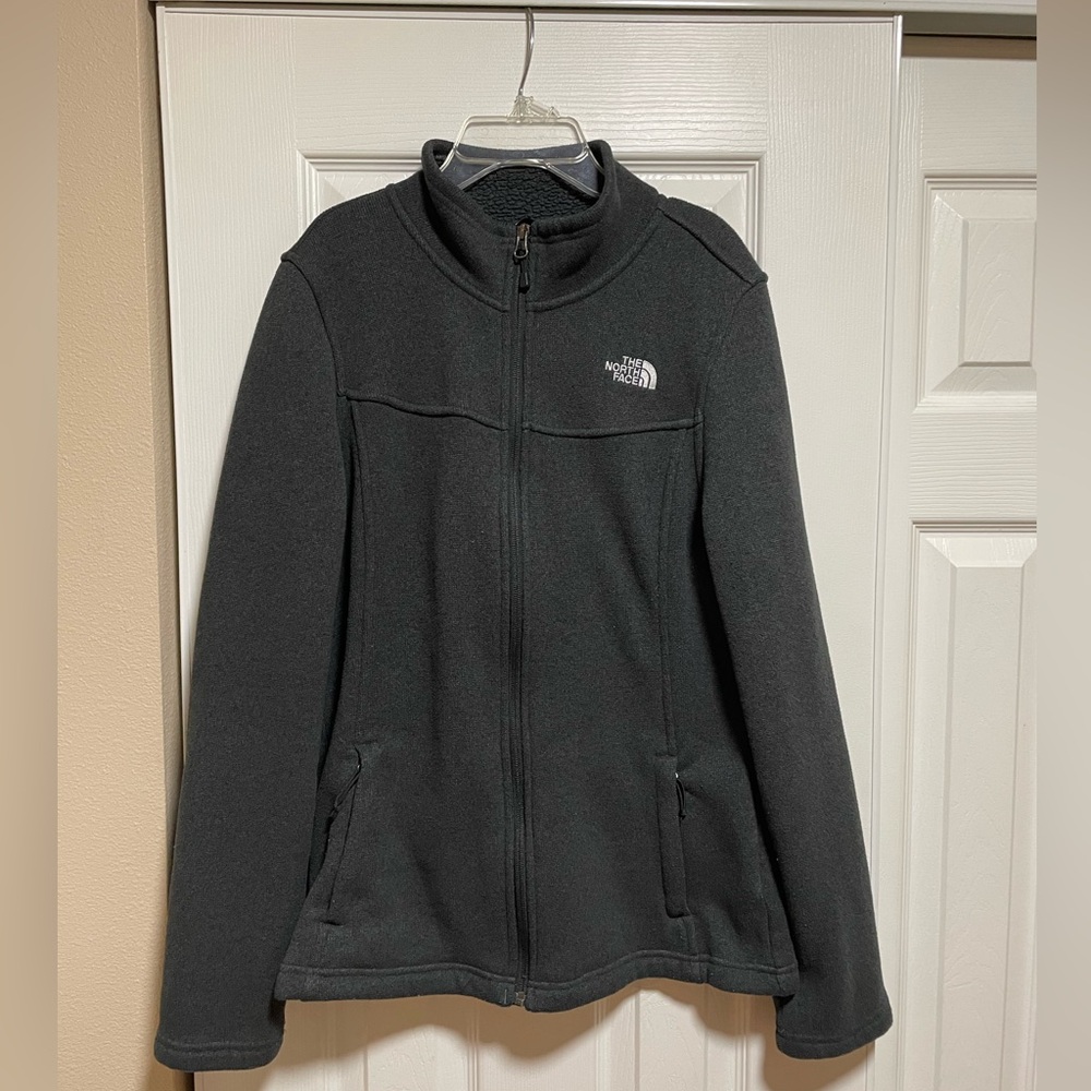 Women’s North Face Fleece Jacket - Size Large
